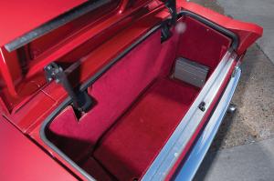 Aston Martin V8 Vantage Volante X-Pack 1988 года  (UK)